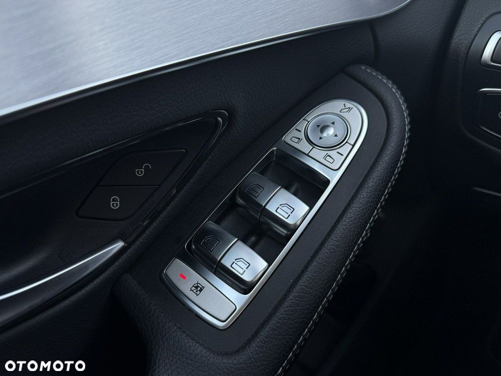 Mercedes-Benz Klasa C - 31