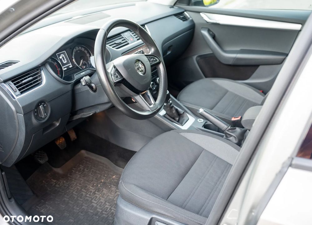 Skoda Octavia 1.5 TSI GPF ACT Ambition - 13