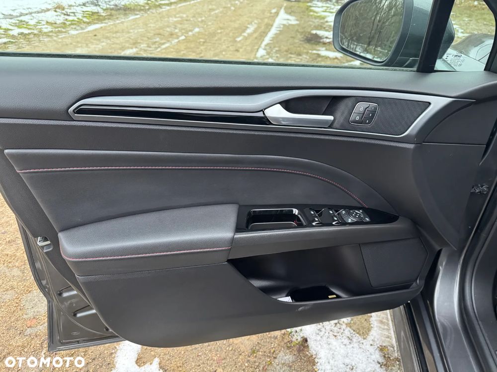 Ford Mondeo 2.0 TDCi ST-Line PowerShift - 9