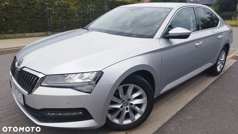 Skoda Superb 2.0 TDI SCR Ambition DSG - 2