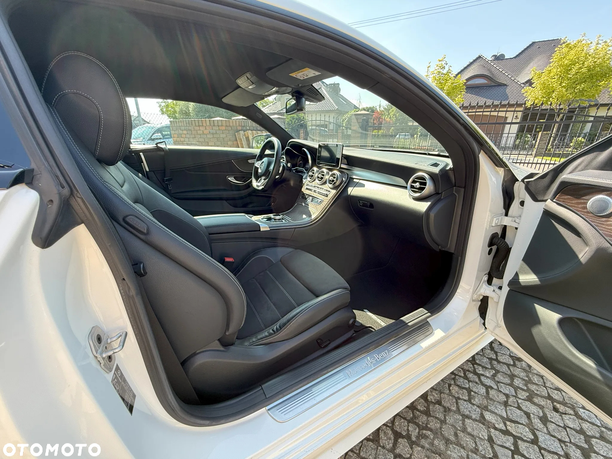 Mercedes-Benz Klasa C 200 7G-TRONIC - 29