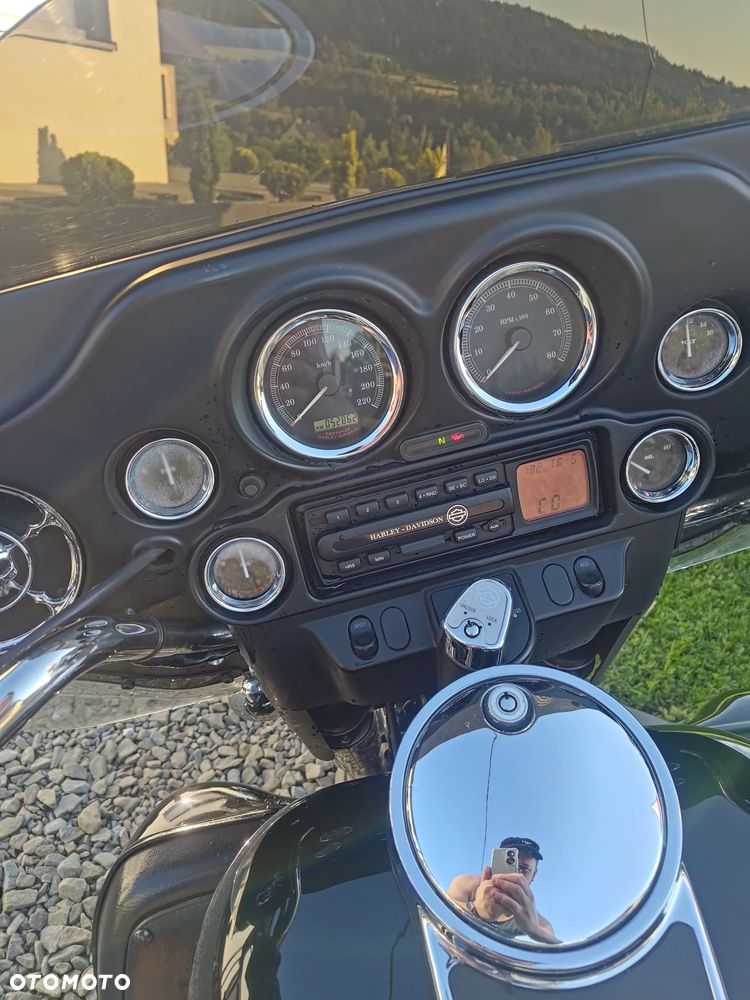 Harley-Davidson FLHT Electra Glide Standard - 7