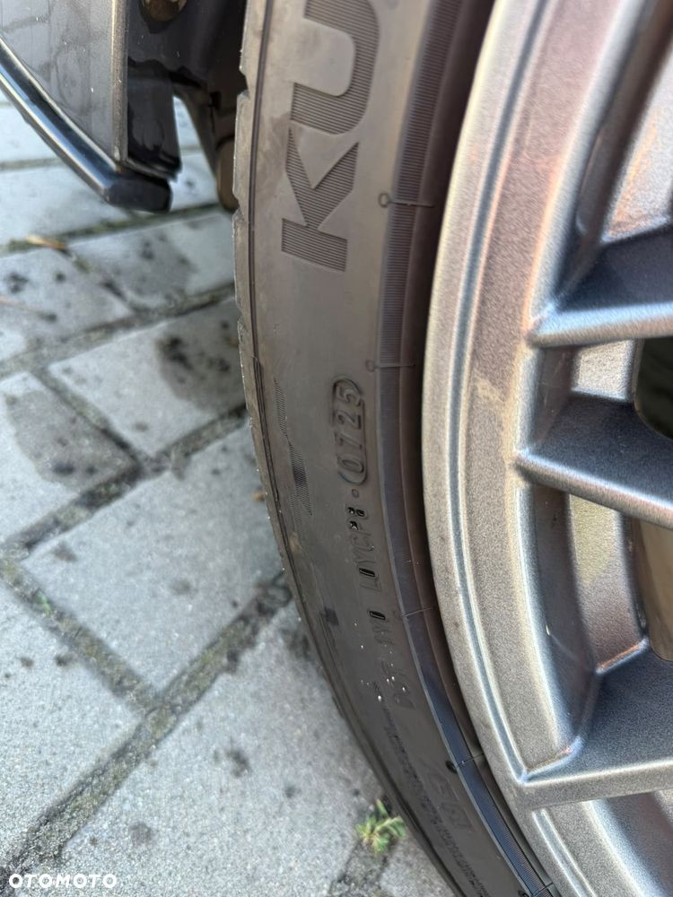 BMW Seria 3 335i Sport Line - 18