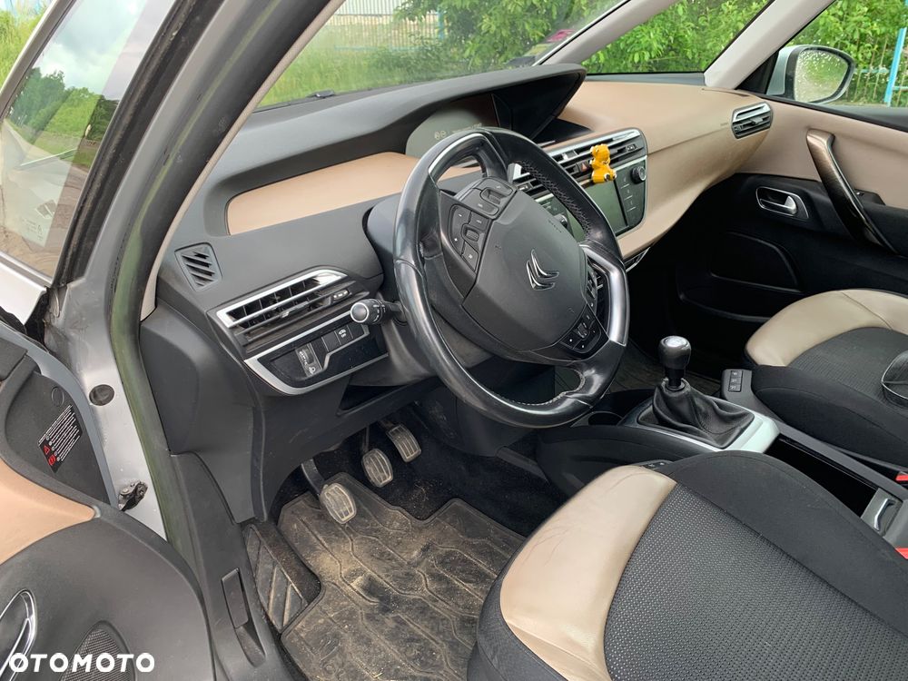 Citroën C4 Picasso - 9