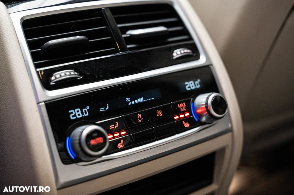 BMW Seria 7 730d xDrive - 35