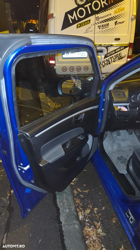 Suzuki Swift - 8