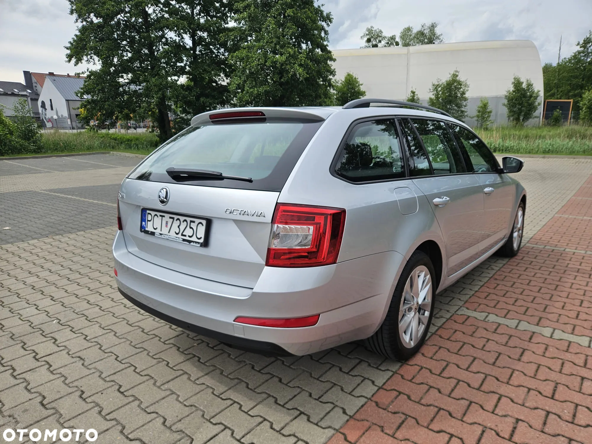 Skoda Octavia 1.6 TDI Edition - 4