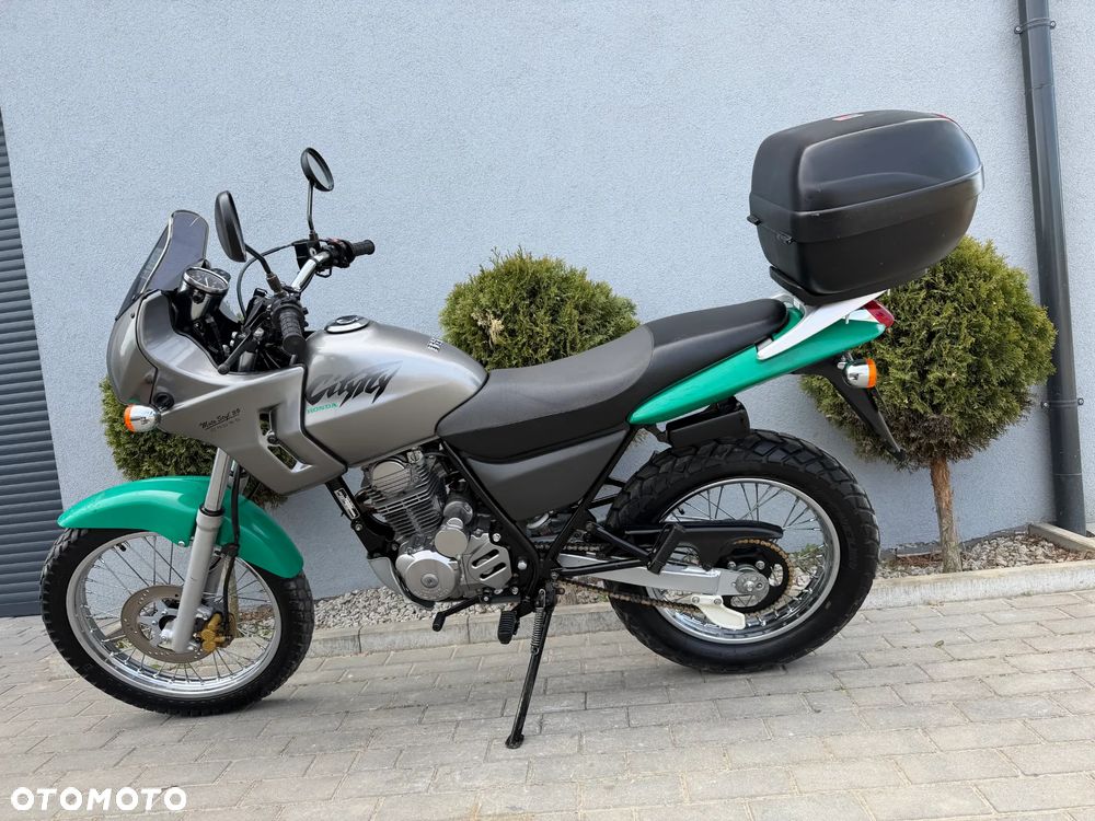 Honda CLR - 6