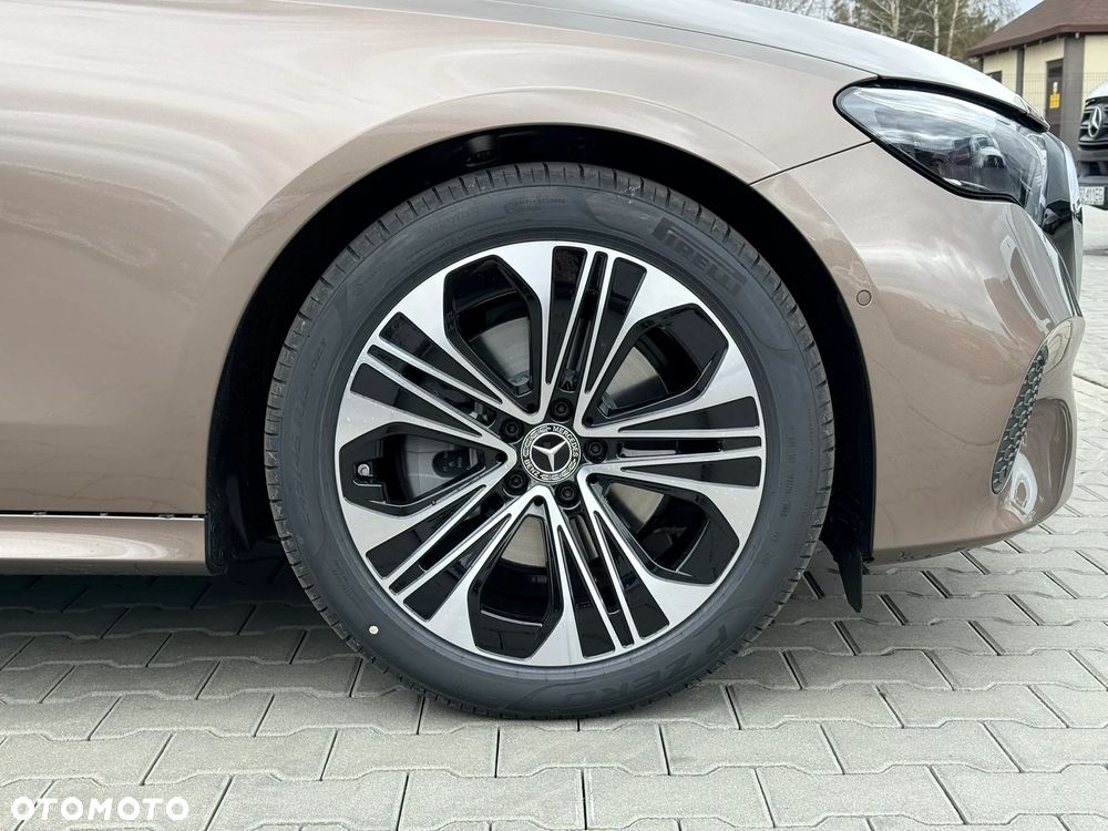 Mercedes-Benz Klasa E - 10