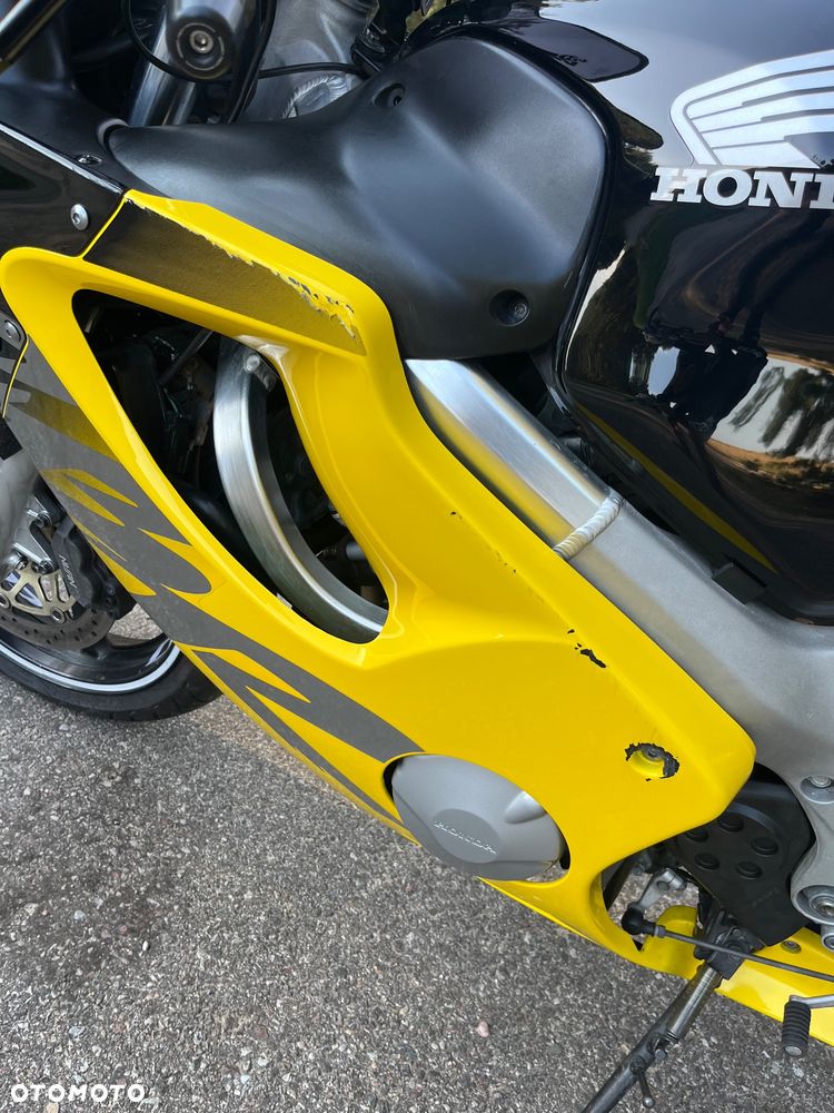 Honda CBR - 11