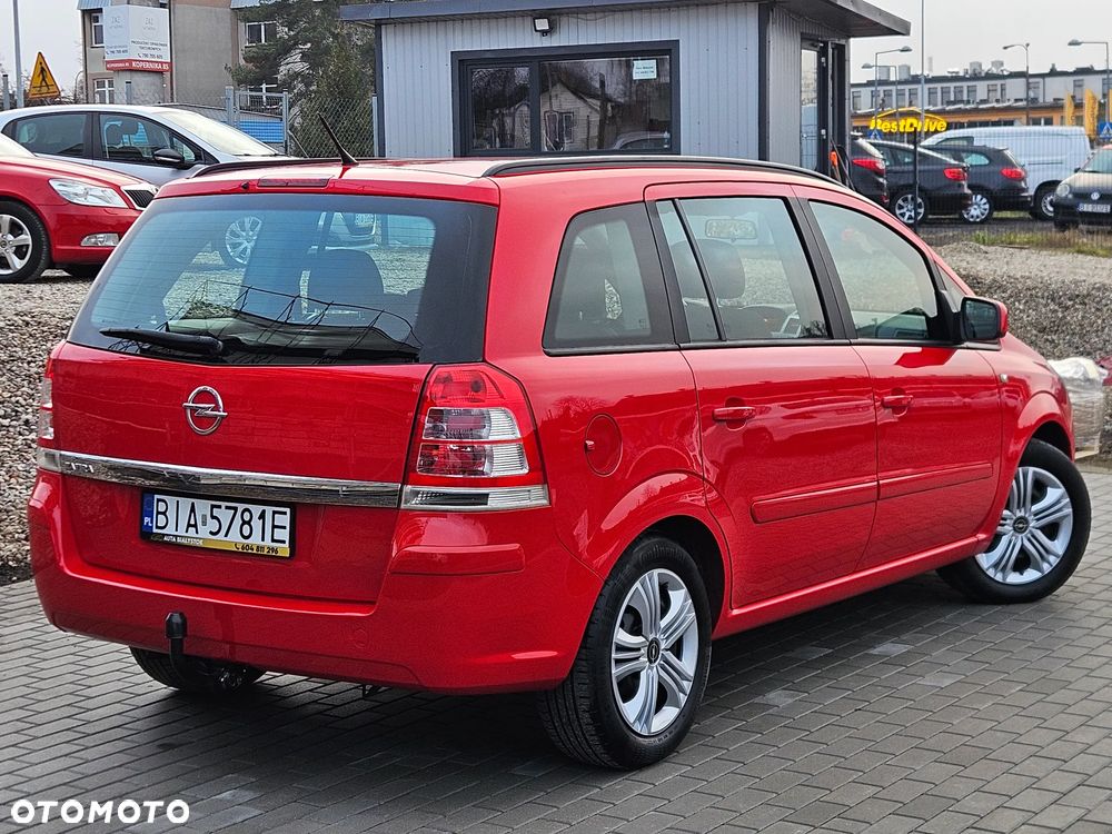 Opel Zafira 1.8 Family Plus - 8