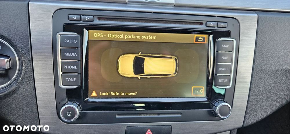 Volkswagen Passat 2.0 TDI Highline - 33