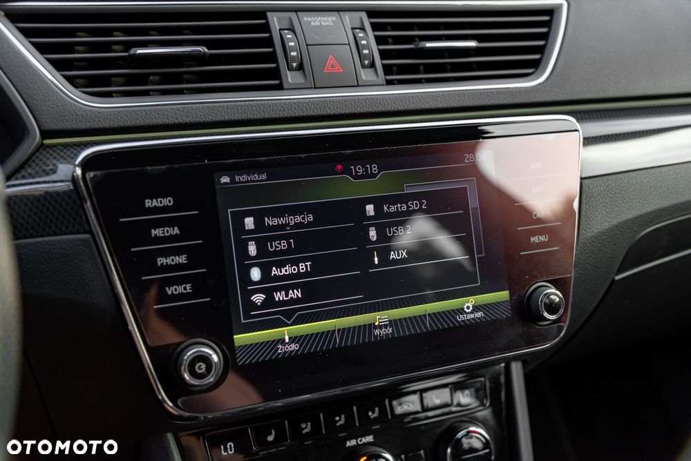 Skoda Superb 2.0 TSI DSG SportLine - 30