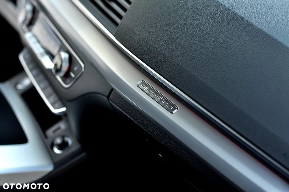 Audi Q5 40 TDI quattro S tronic sport - 30