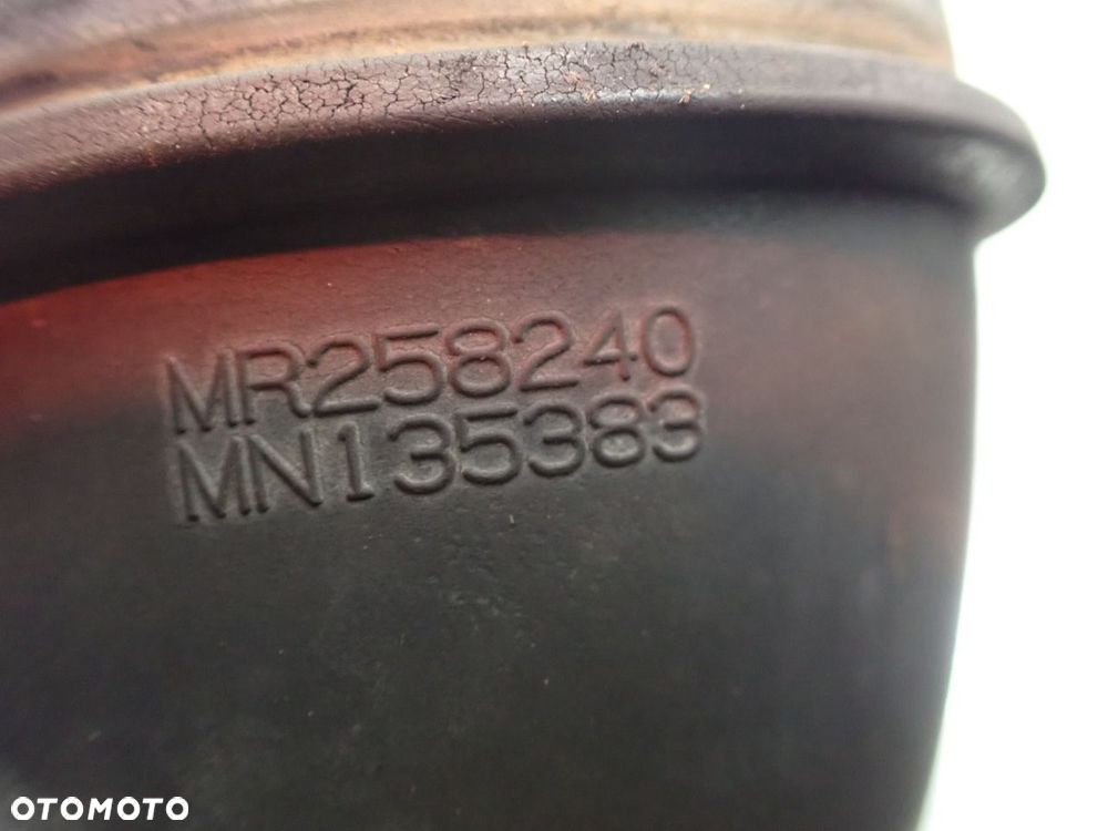 PRZEWÓD DOLOTU POWIETRZA MITSUBISHI OUTLANDER I MR258240 - 7