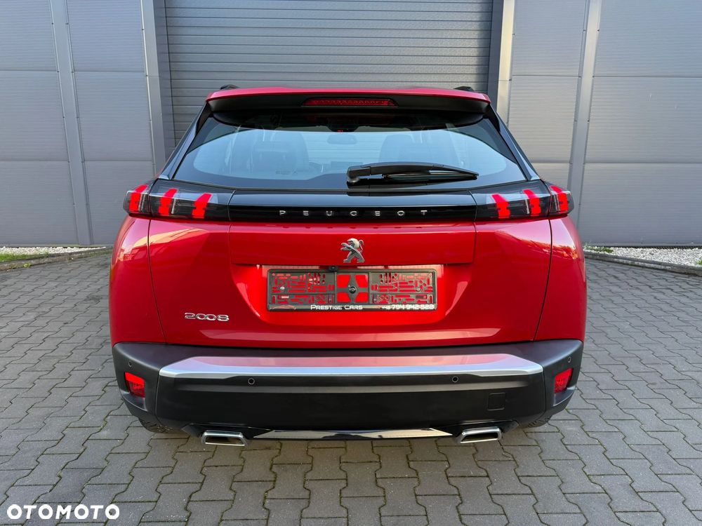 Peugeot 2008 1.2 Pure Tech Allure S&S - 14