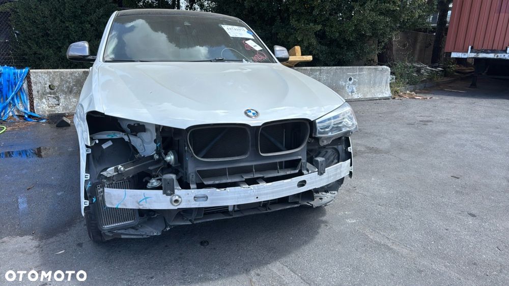 BMW X4 - 26