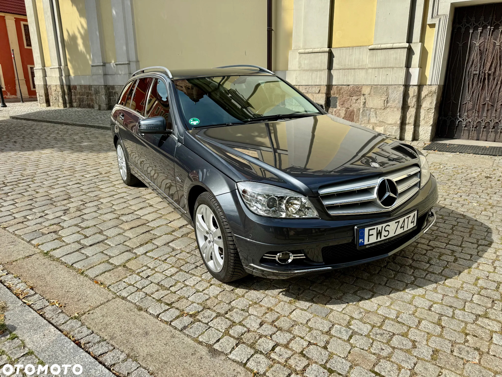 Mercedes-Benz Klasa C 250 CGI T Automatik BlueEFFICIENCY Avantgarde - 7