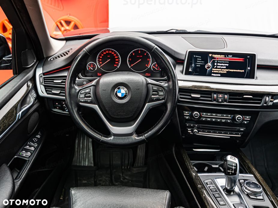 BMW X5 xDrive40d - 17
