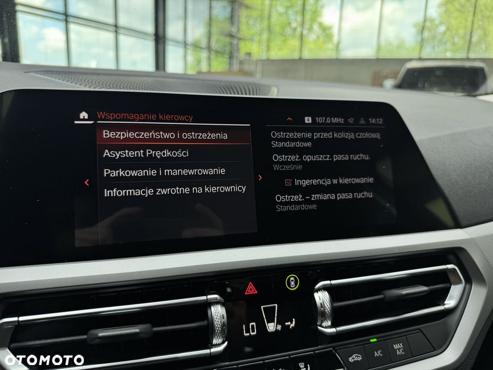 BMW Seria 3 318d - 36