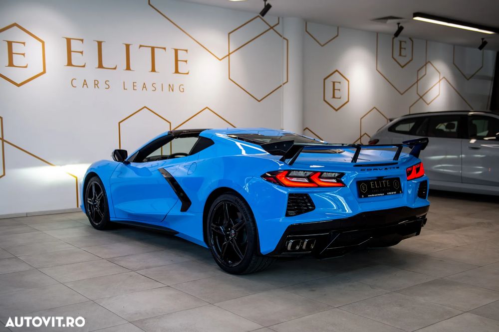 Chevrolet Corvette - 5