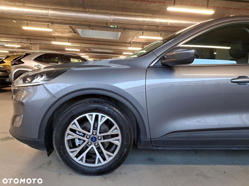 Ford Kuga 2.5 FHEV FWD Titanium X - 37