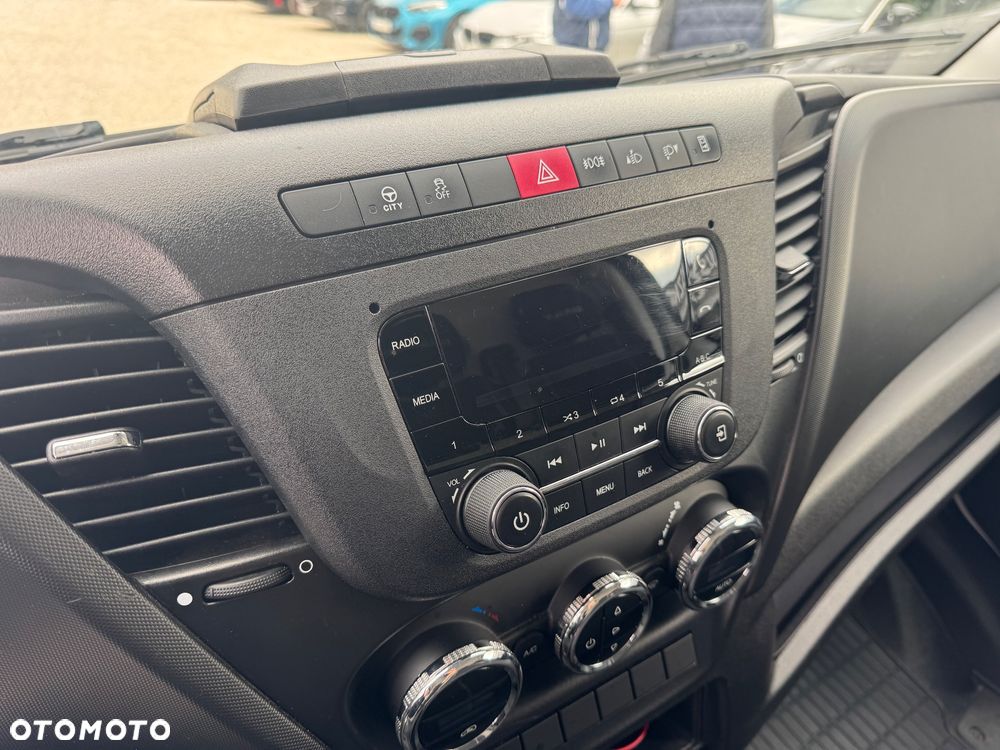 Iveco Daily Max L4H3 - 23