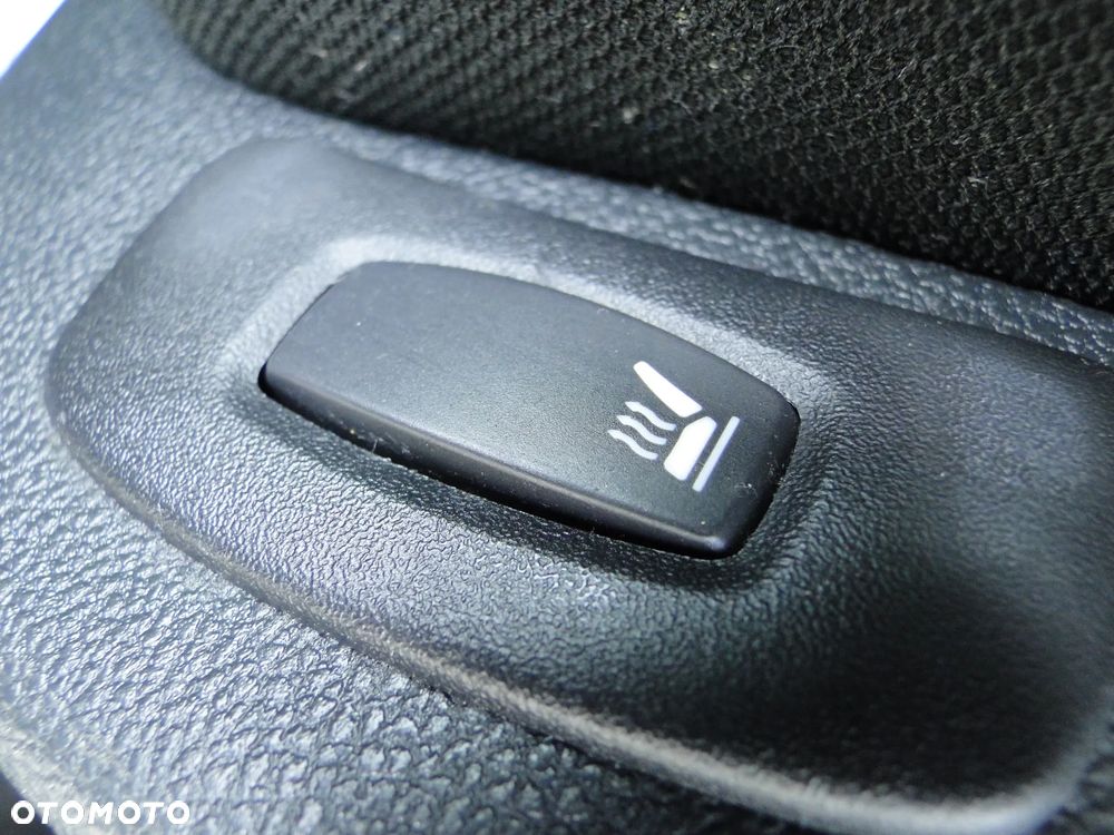 Renault Clio 1.2 16V 75 LIMITED 2018 - 8