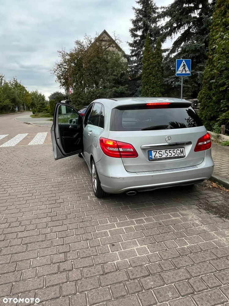 Mercedes-Benz Klasa B 200 CDI (BlueEFFICIENCY) - 12
