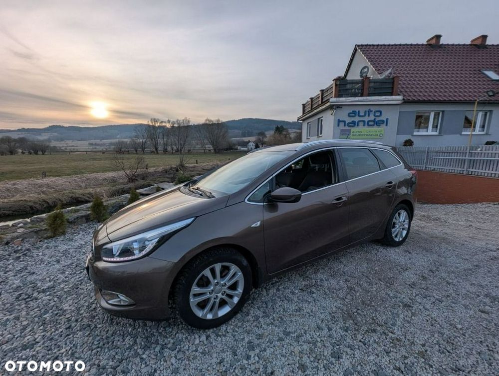 Kia Ceed - 1