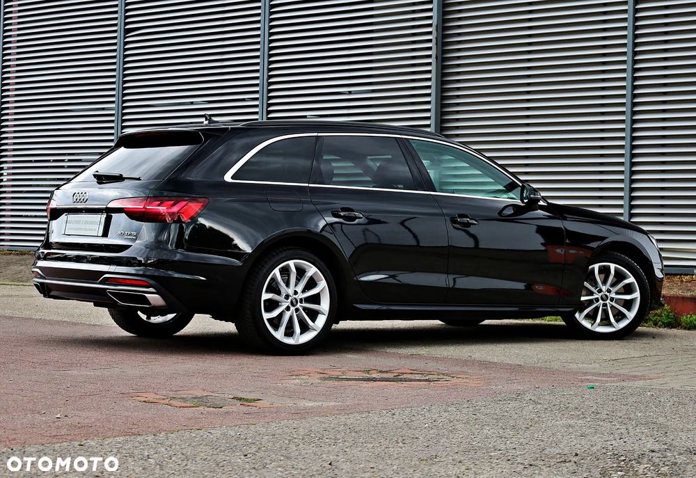 Audi A4 Avant 40 TFSI mHEV Quattro S tronic - 12