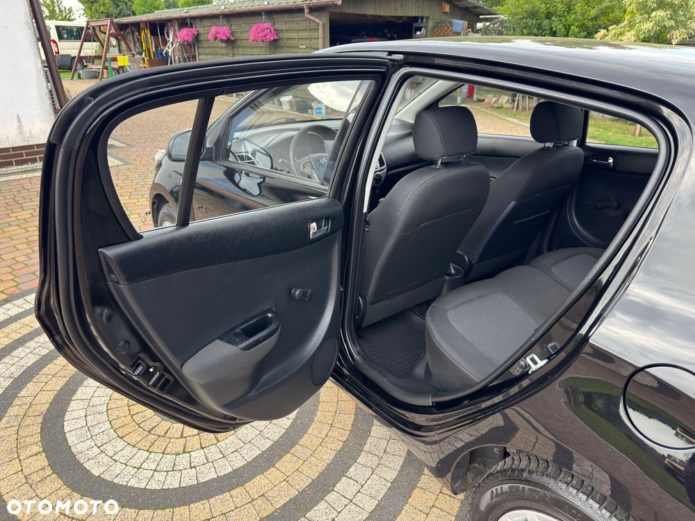 Hyundai i20 - 20