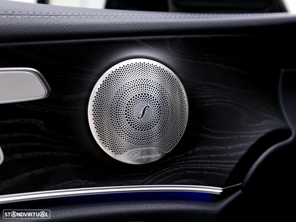Mercedes-Benz E 300 de AMG Line 4Matic - 20