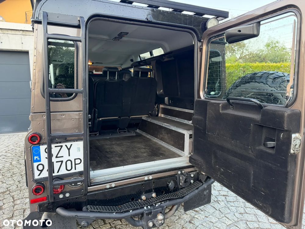 Land Rover Defender 2.4 TD4 E - 6