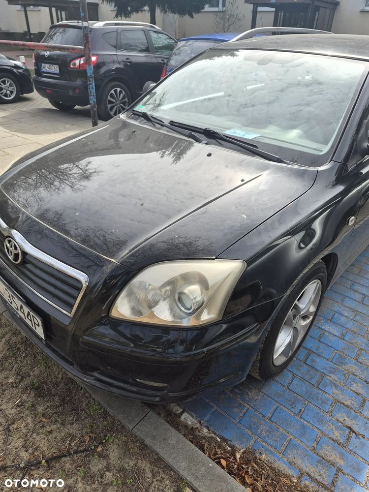 Toyota Avensis 1.8 VVT-i Terra - 1