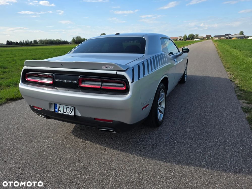 Dodge Challenger Automatik SXT Plus - 9
