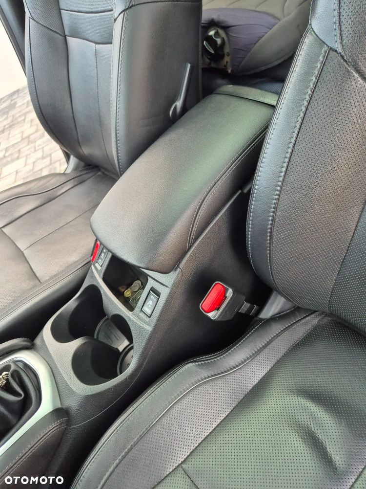 Nissan Qashqai 1.6 DCi 4x4 Black Edition EU6 - 21