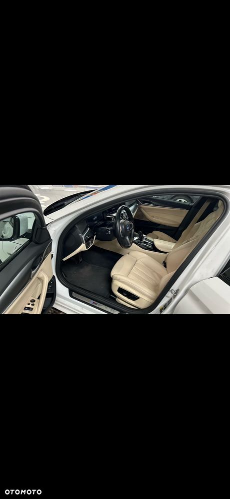 BMW Seria 5 530e M Sport sport - 7