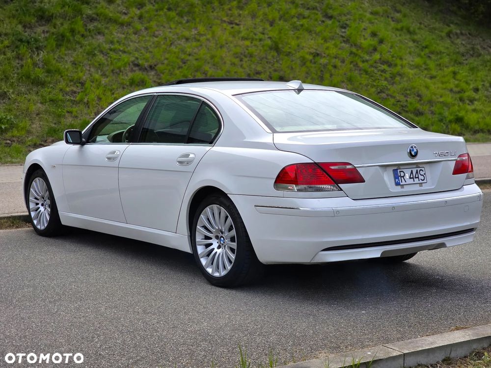 BMW Seria 7 750i L - 4