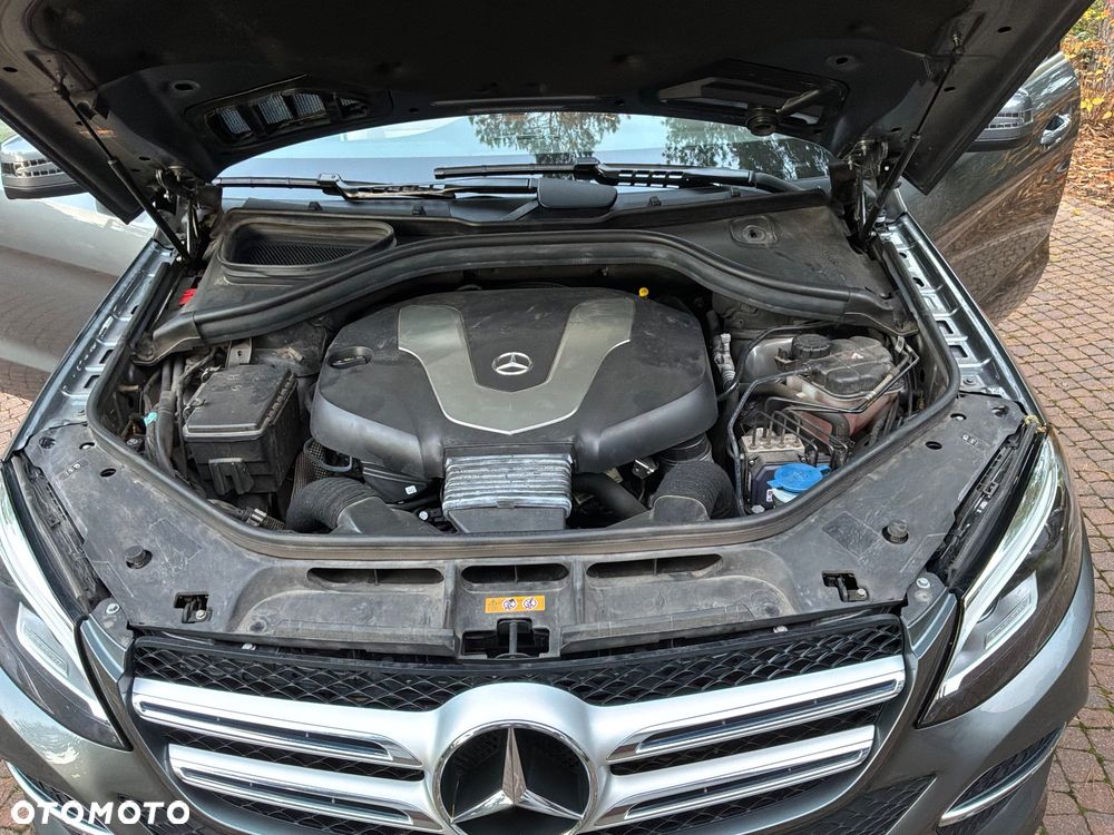Mercedes-Benz GLE 350 d 4-Matic - 24