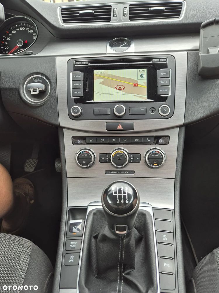 Volkswagen Passat Variant 2.0 TDI BlueMotion Technology Comfortline - 7