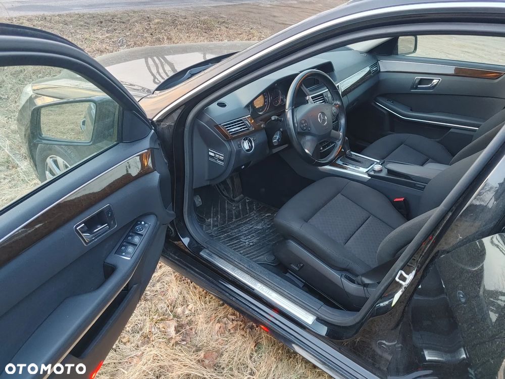 Mercedes-Benz Klasa E 200 CDI DPF BlueEFFICIENCY Automatik Elegance - 10