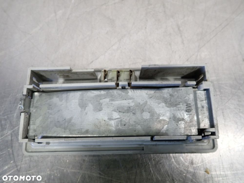 OŚWIETLENIE KABINY TYŁ VOLKSWAGEN T4 TRANSPORTER 1.9 AK2357947111 - 3