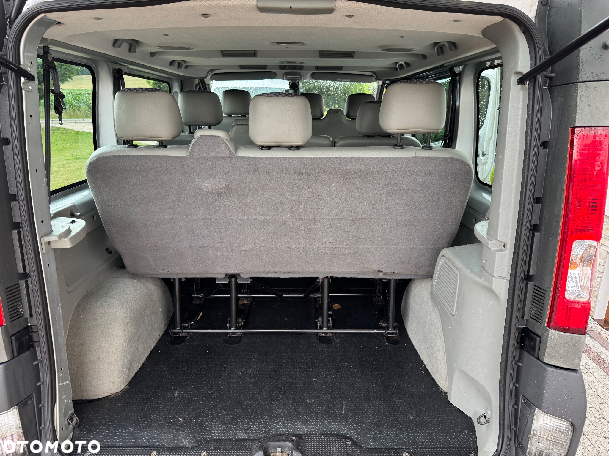 Renault Trafic 2.0 dCi 115 Combi L1H1 - 10