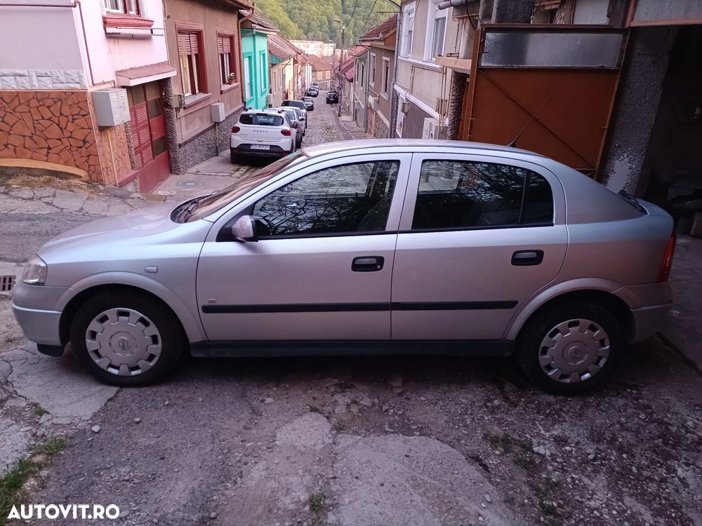 Opel Astra Classic 1.4i - 4