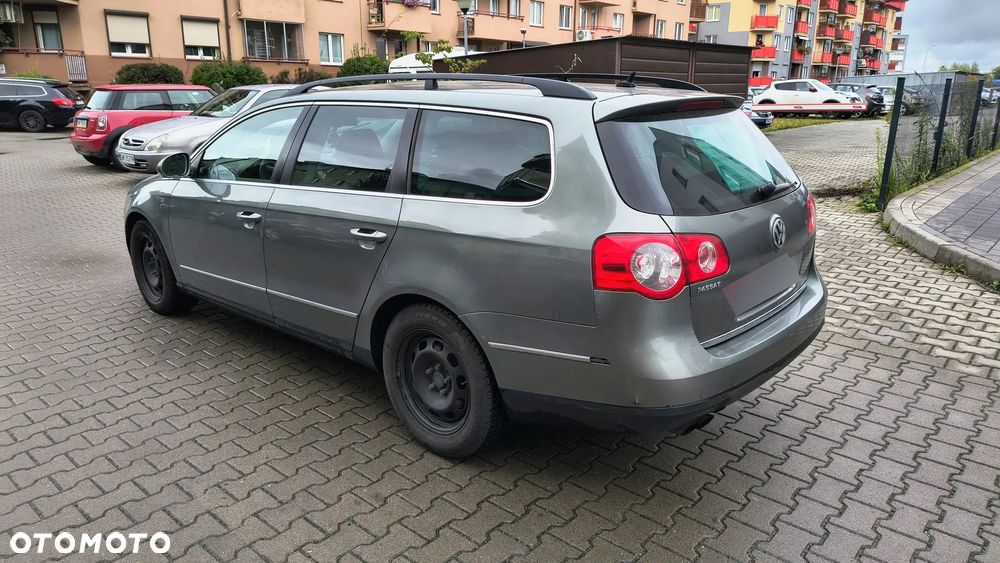 Volkswagen Passat Variant 2.0 FSI Trendline - 5
