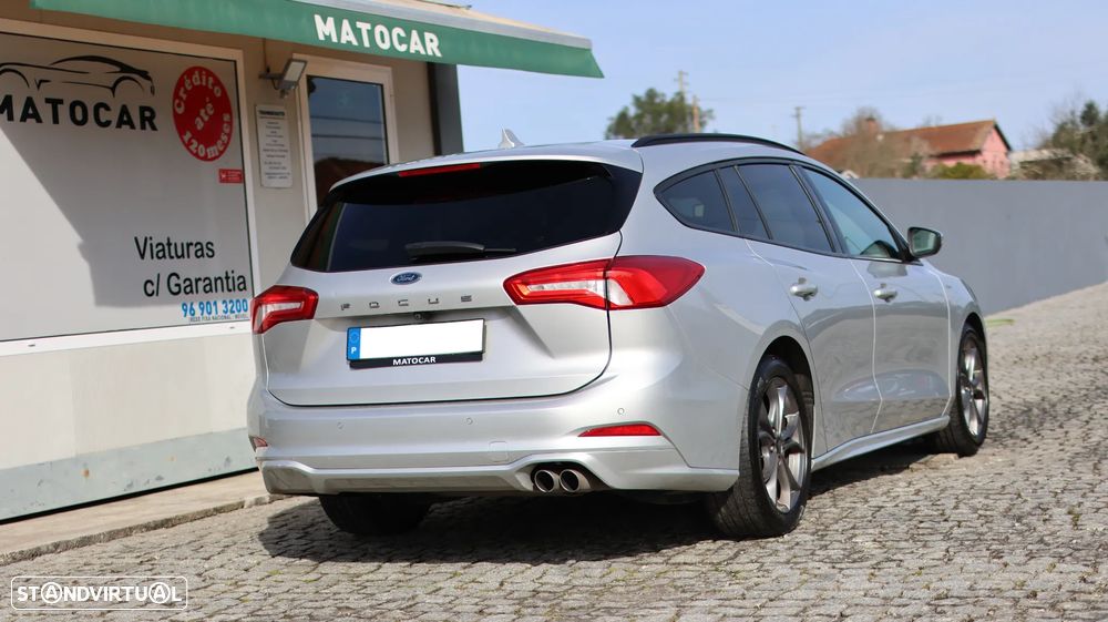 Ford Focus SW 1.5 TDCi EcoBlue ST-Line — fotografia 4