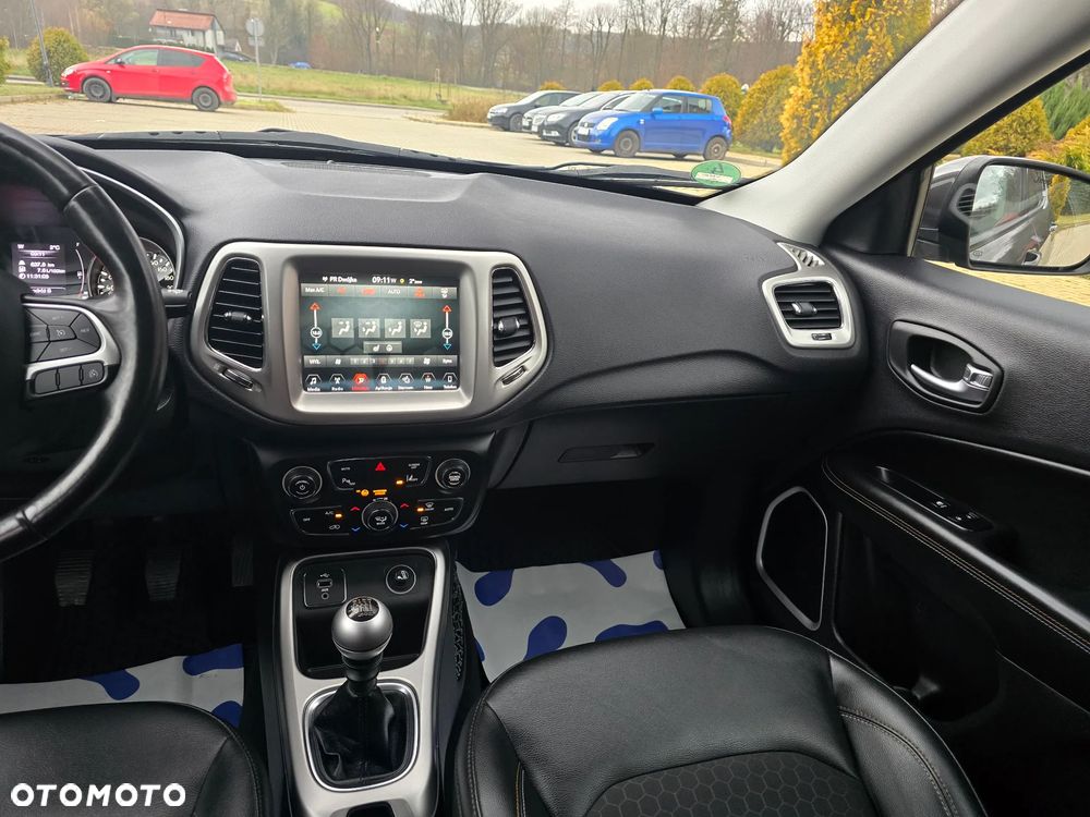 Jeep Compass 1.4 MultiAir Business Line - 26