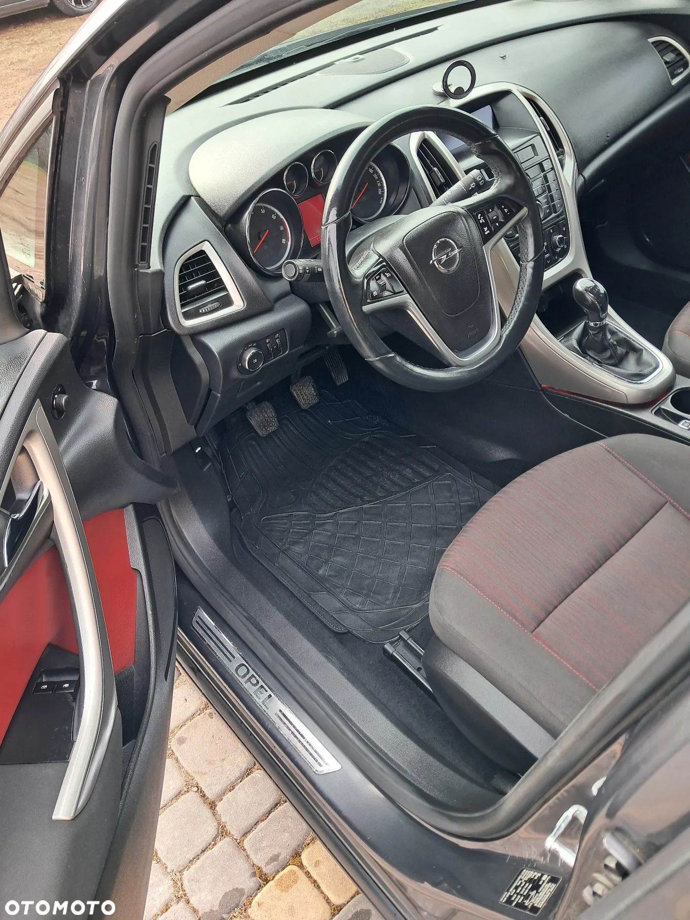 Opel Astra 1.4 Turbo Sports Tourer - 13