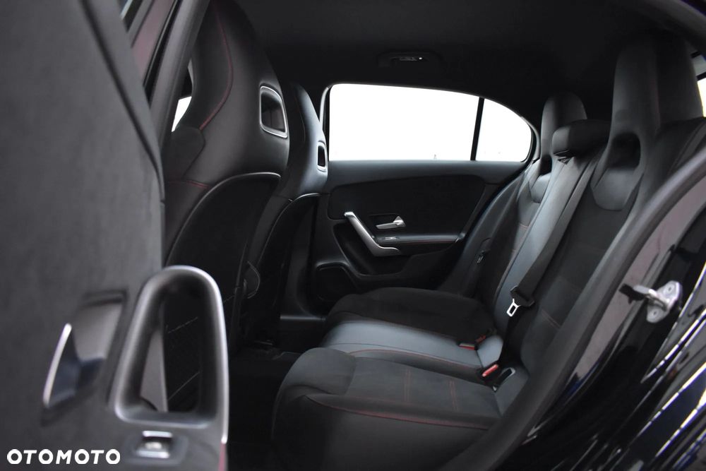 Mercedes-Benz Klasa A 220 d 8G-DCT AMG Line - 23